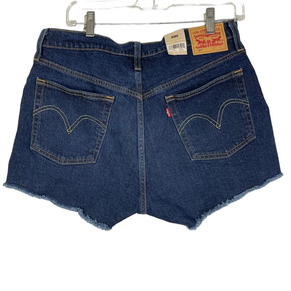 NWT Levi's Premium 501 ORIGINAL HIGH RISE WOMEN'S SHORTS - Picture 2 of 3